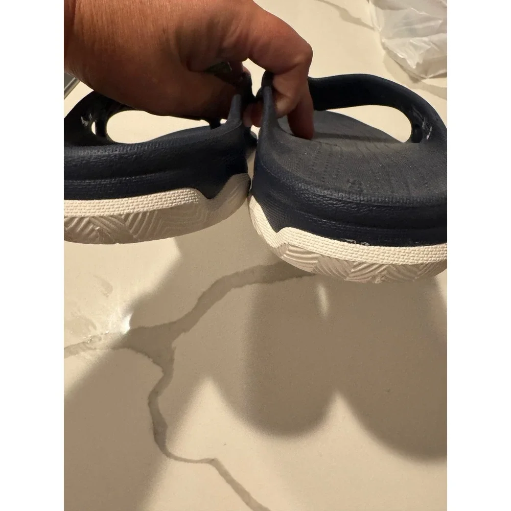Crocs Athens Navy Blue White Flip Flops Mens Size 9 Comfort Thong Sandals